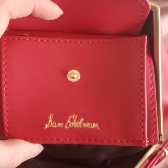 Clutch - Picture 5 of 6